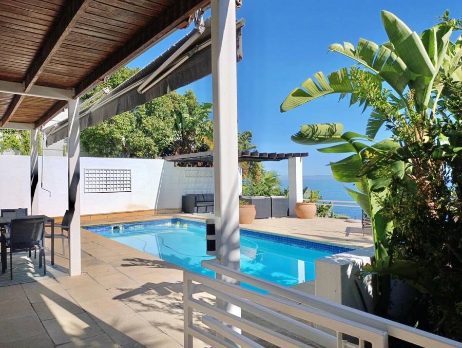 To Let 4 Bedroom Property for Rent in Bantry Bay Western Cape